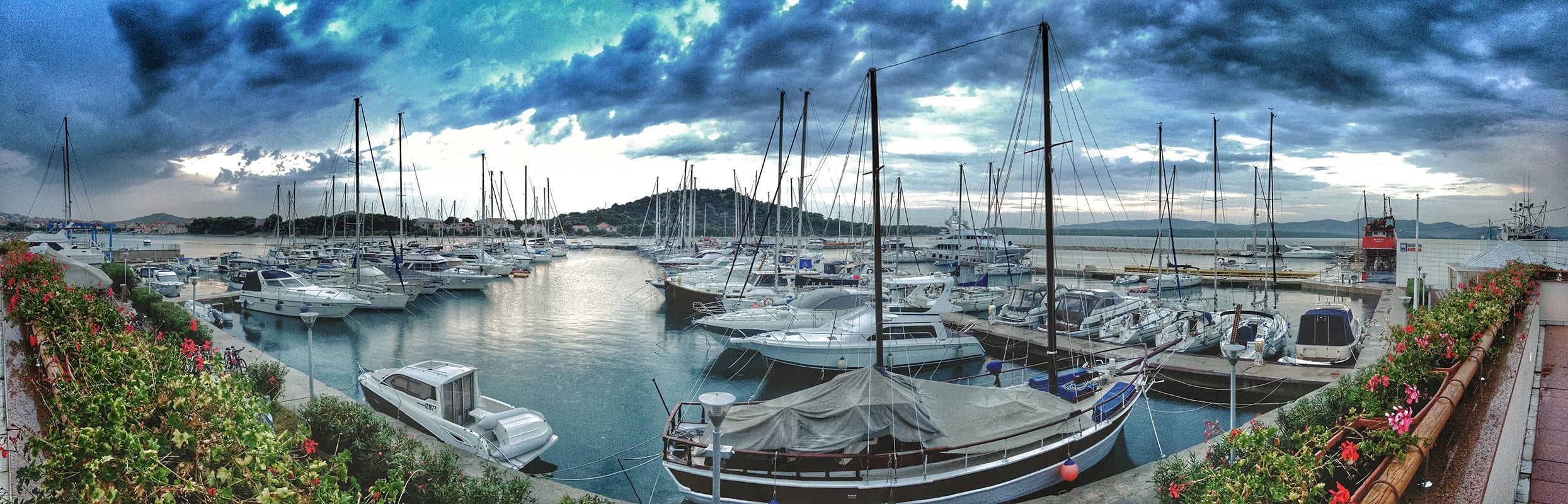 Voda zdola, voda shora